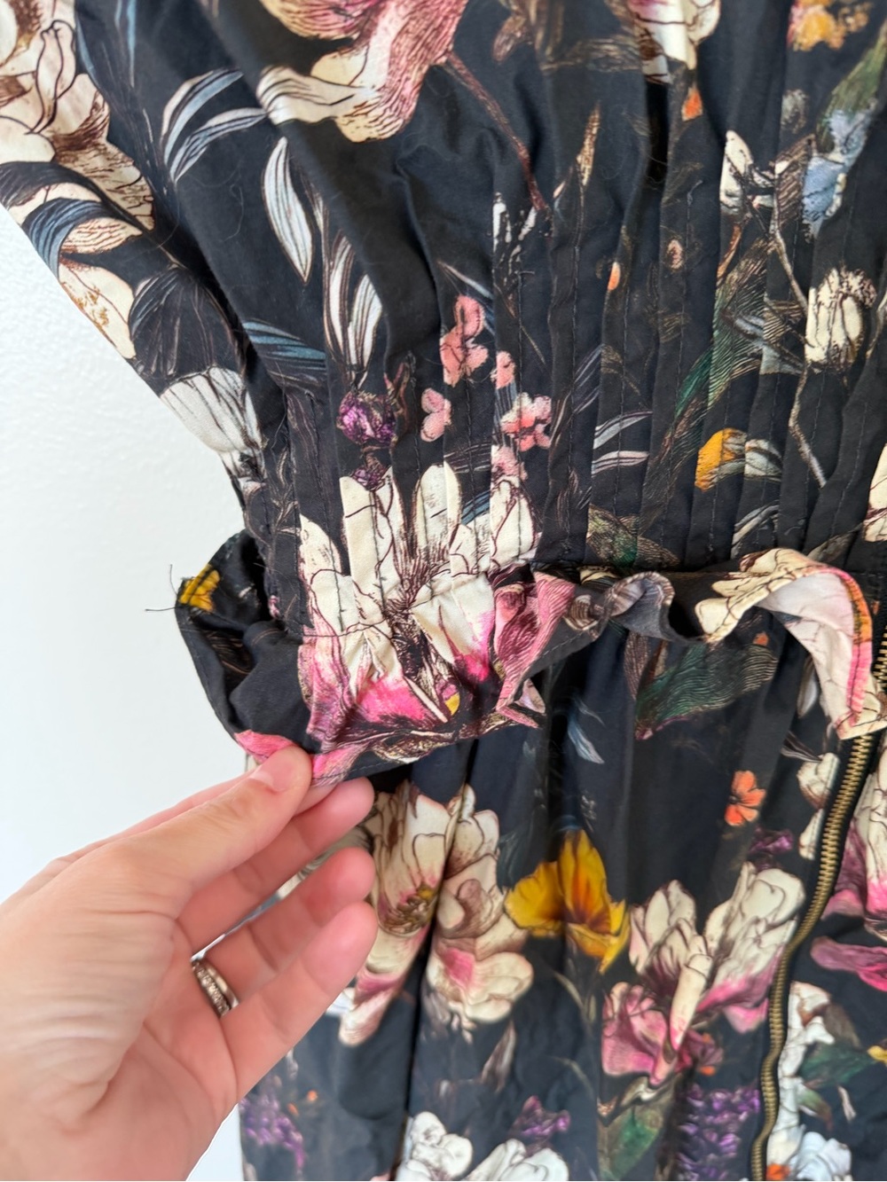 ANTHROPOLOGIE V-Neck Zip Front Midi Dress in Black Colorful Floral - Picture 5 of 13